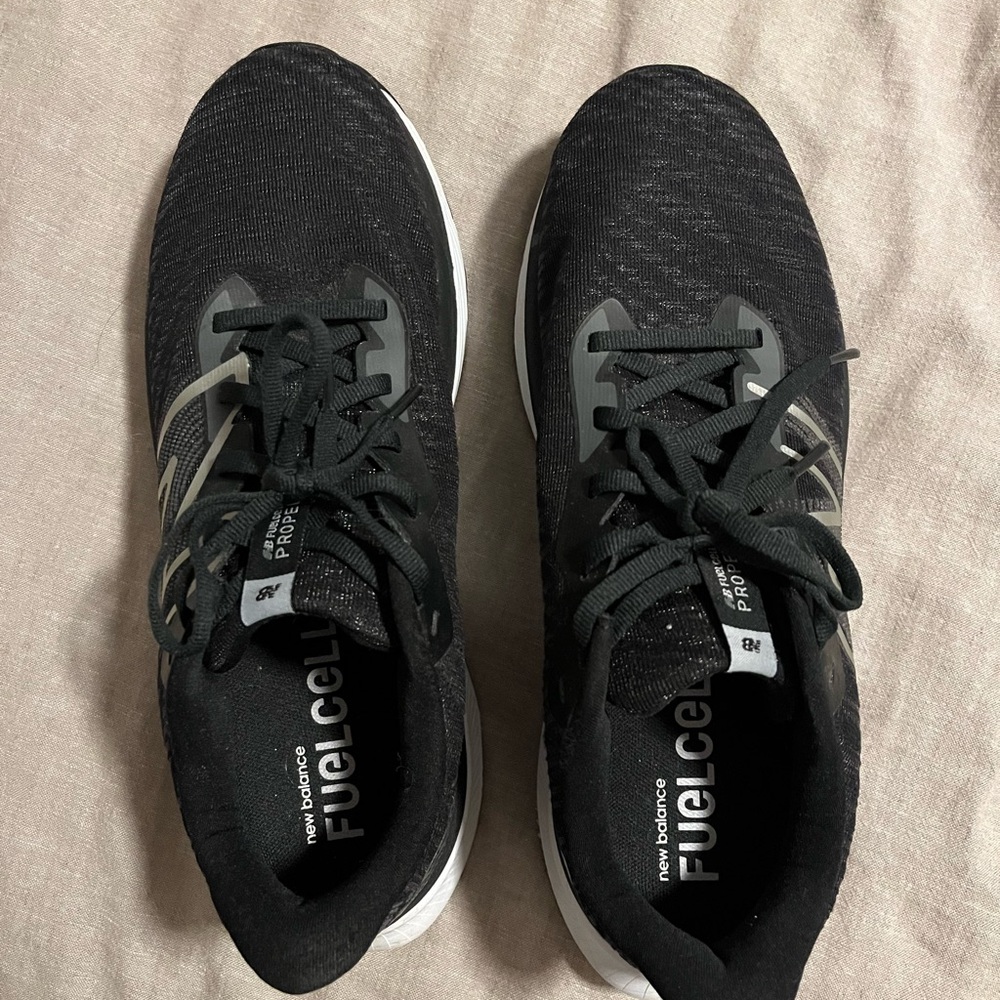 NEW New Balance FuelCell women’s Running Shoes - Black